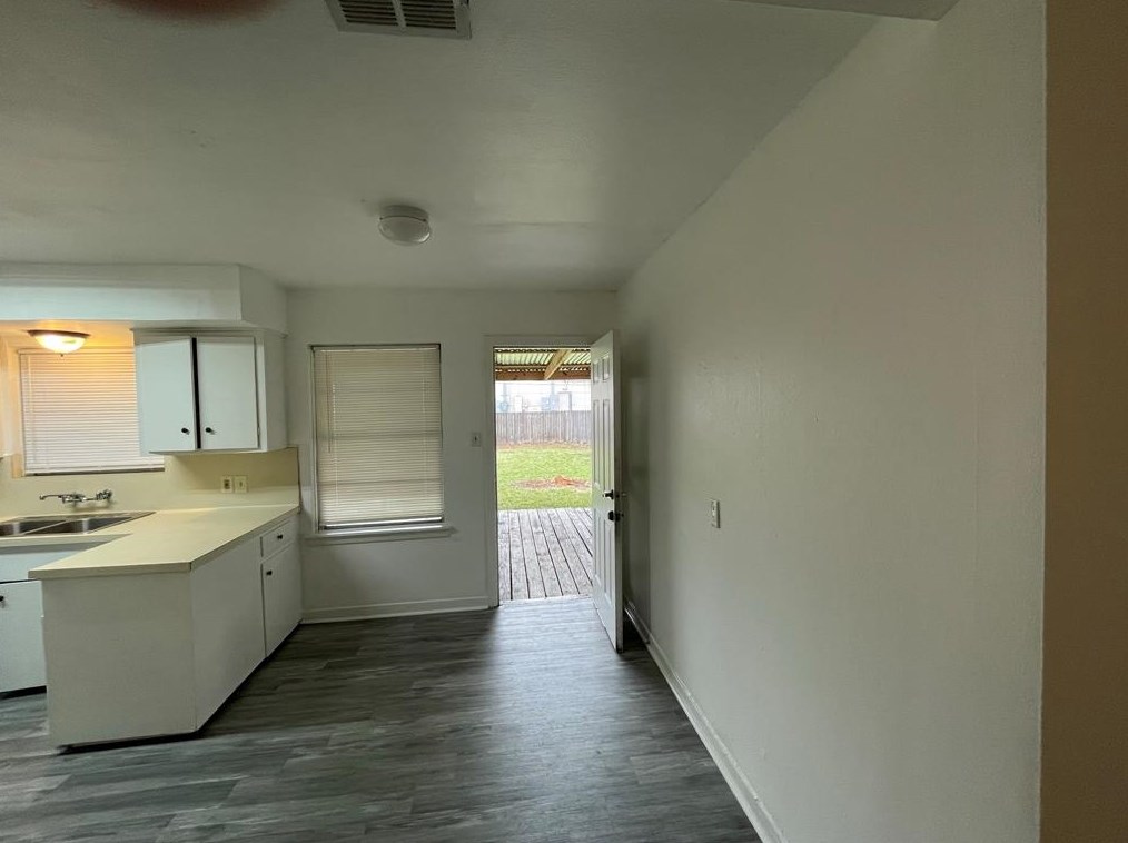 8210 Albacore Dr, Houston TX  77074-7436 exterior