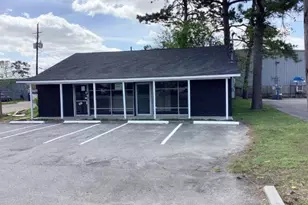 1010 E 1st St, Humble, TX 77338 - Photo 22