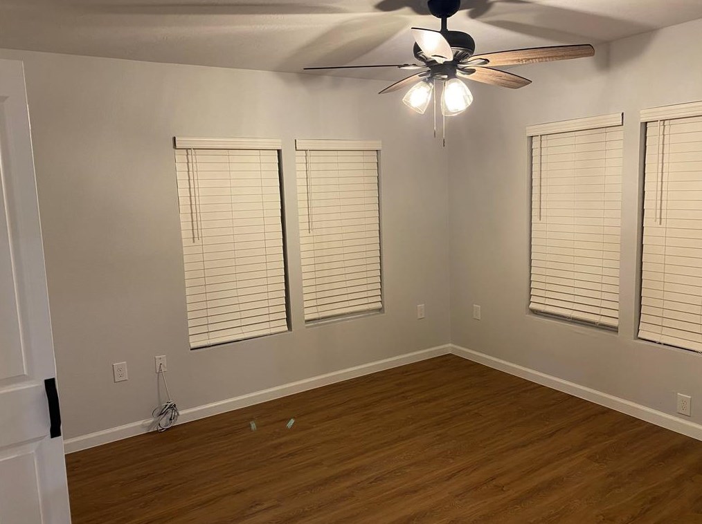 421 Mockingbird Ln, Dinsmore, TX 77488