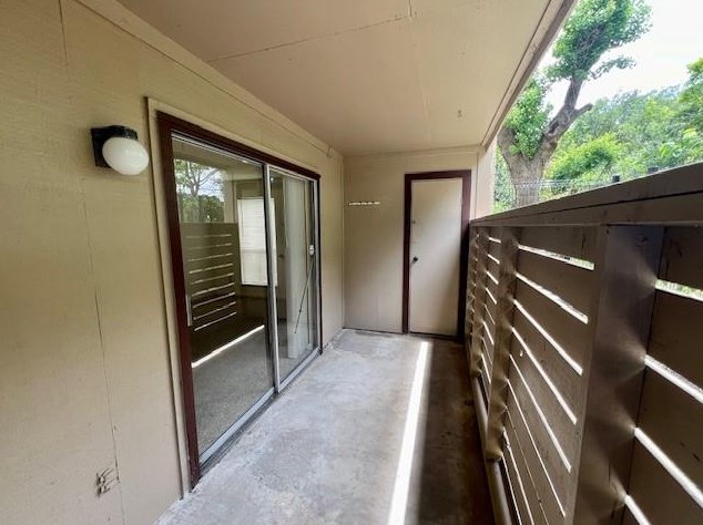 9111 Imogene St, Houston, TX 77036-7372