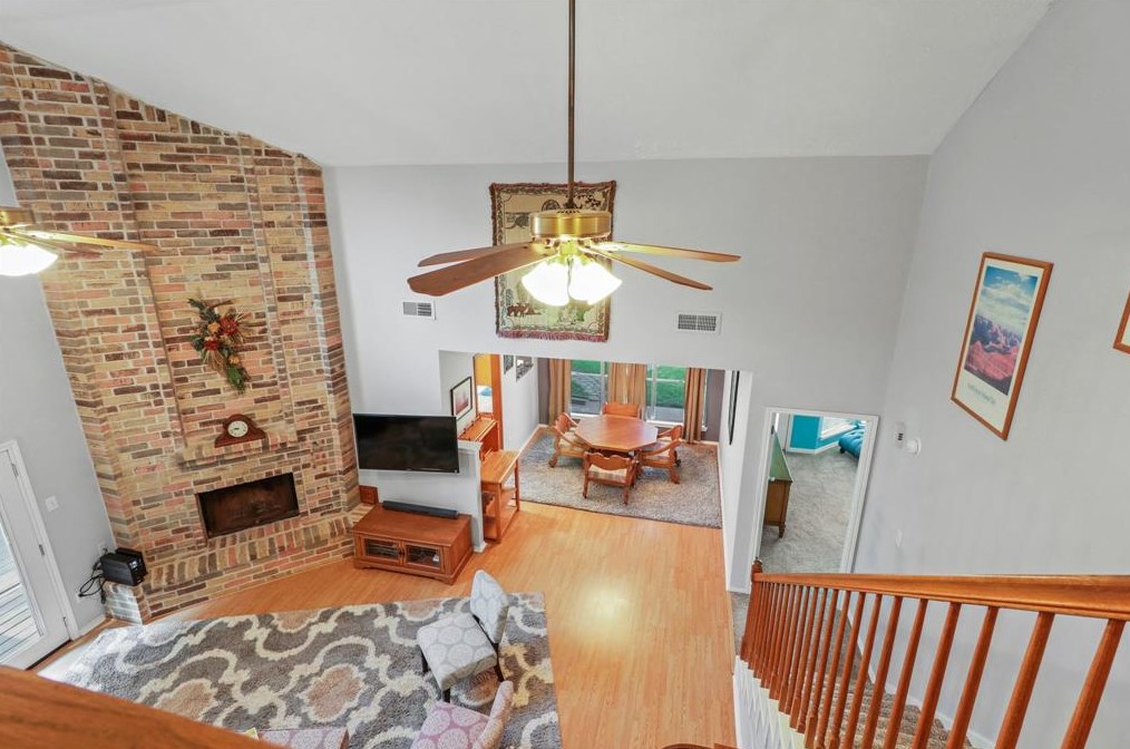 3418 Woodmere Ln, Sugar Land TX  77478-5225 exterior