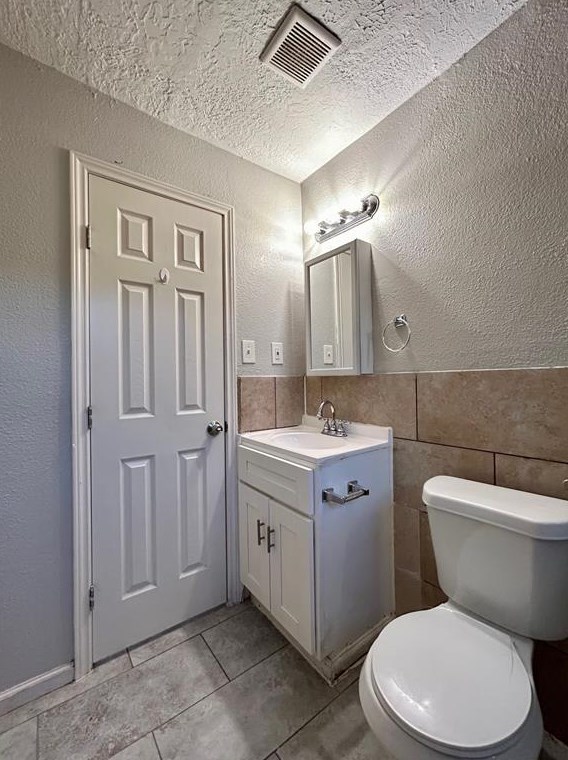 3318 Macgregor Way, Houston TX  77004-7806 exterior