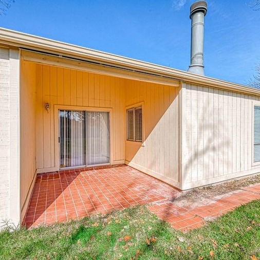 3610 Vineyard Dr, Houston TX  77082-2802 exterior