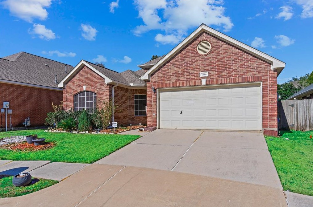 7906 Fortrose Ct, Houston, TX 77070