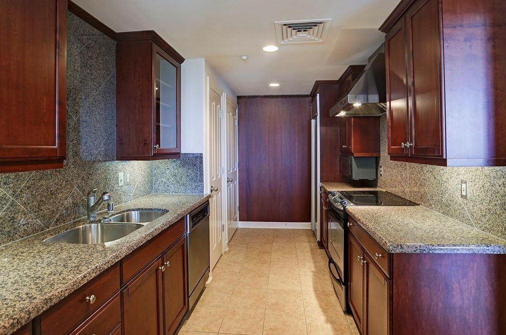 914 Main St Unit 1603, Houston, TX 77002