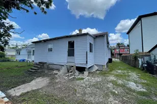 1907 Common St, Houston, TX 77009 - Photo 4