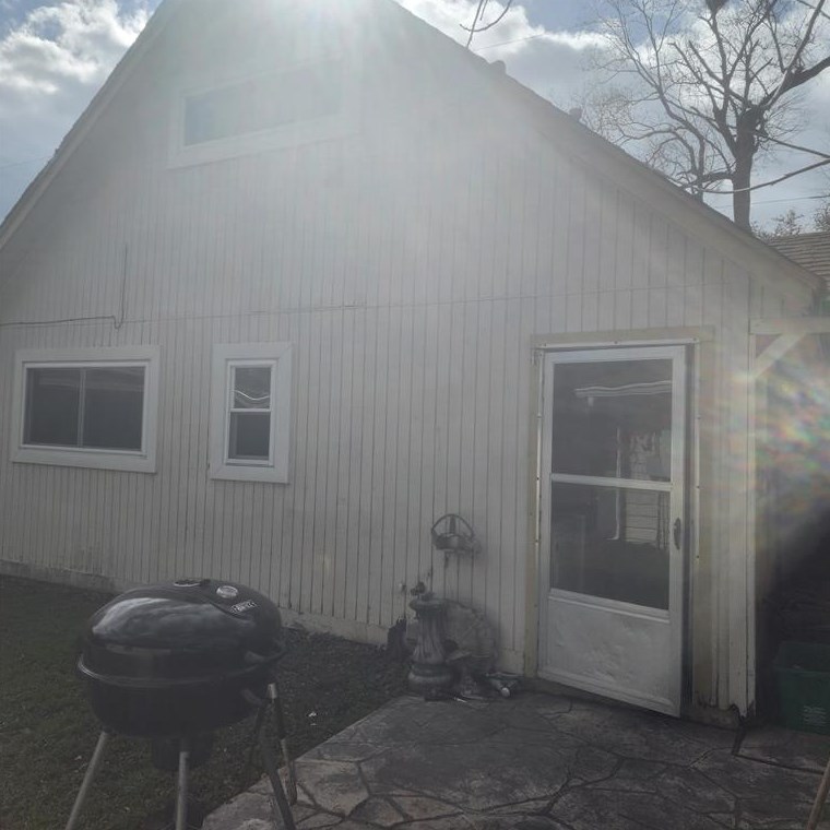 4323 Marlborough Dr, Houston TX  77092-7526 exterior