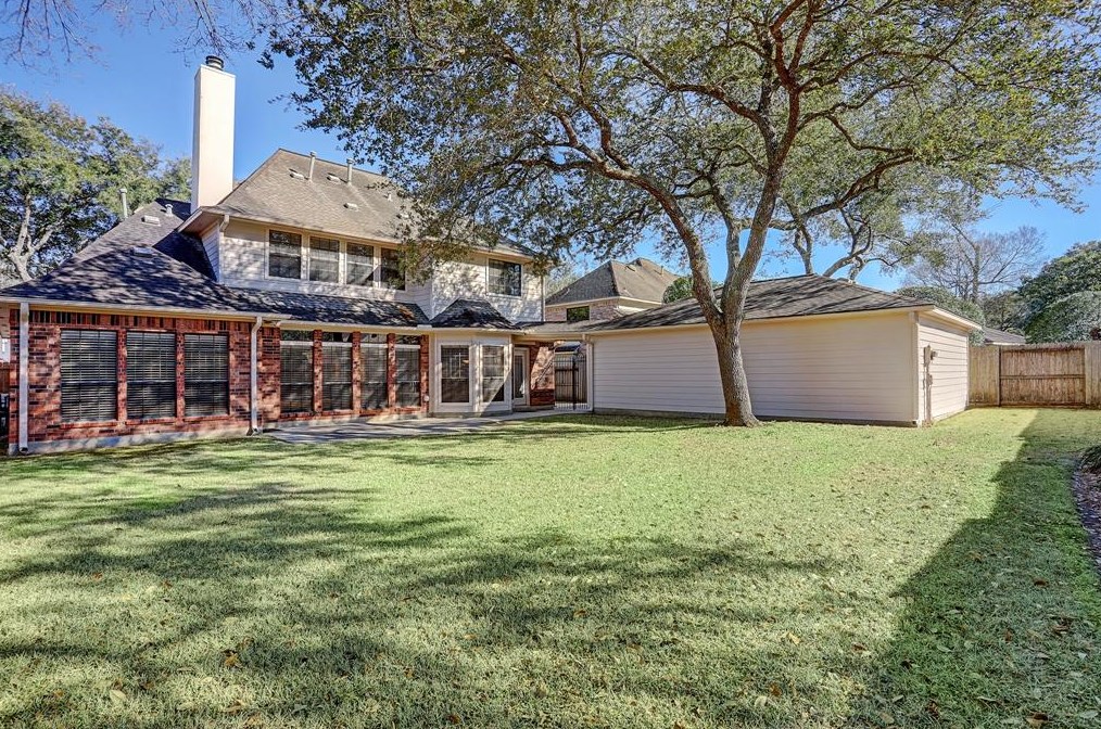 11810 Orch Mtn Dr, Houston TX  77059-5518 exterior