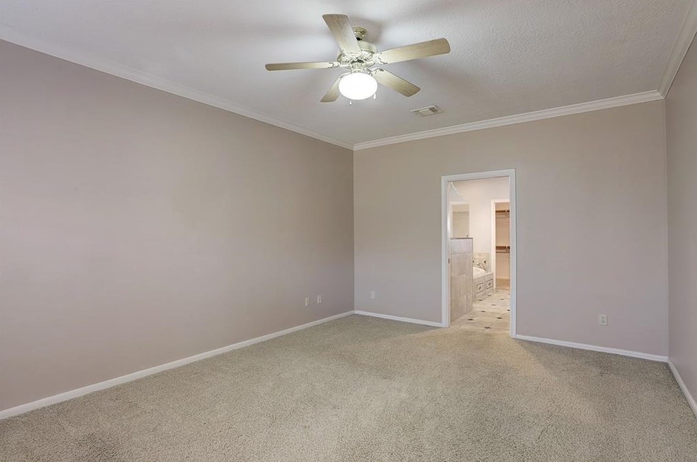 11810 Orch Mtn Dr, Houston TX  77059-5518 exterior
