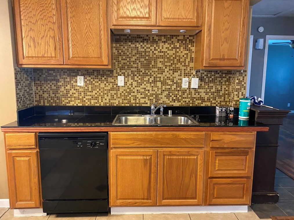 6602 Rolla St, Houston TX  77055-7122 exterior