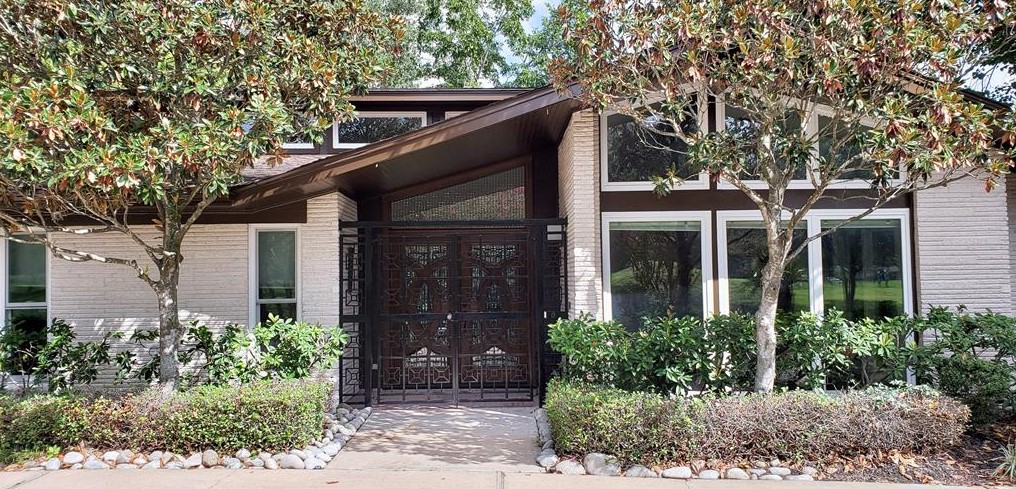 5234 Braeswood Blvd, Houston, TX 77096-2547