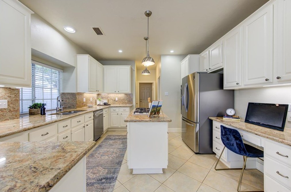 14214 Edinburgh Ct, Houston TX  77077-1813 exterior