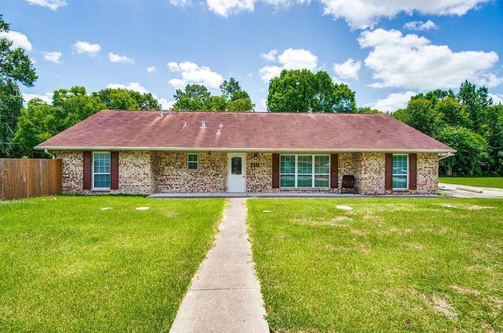 2511 Bammel Timbers Ln, Houston, TX 77068-3303