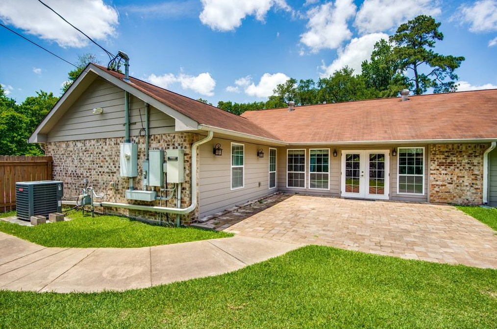 2511 Bammel Timbers Ln, Houston TX  77068-3306 exterior