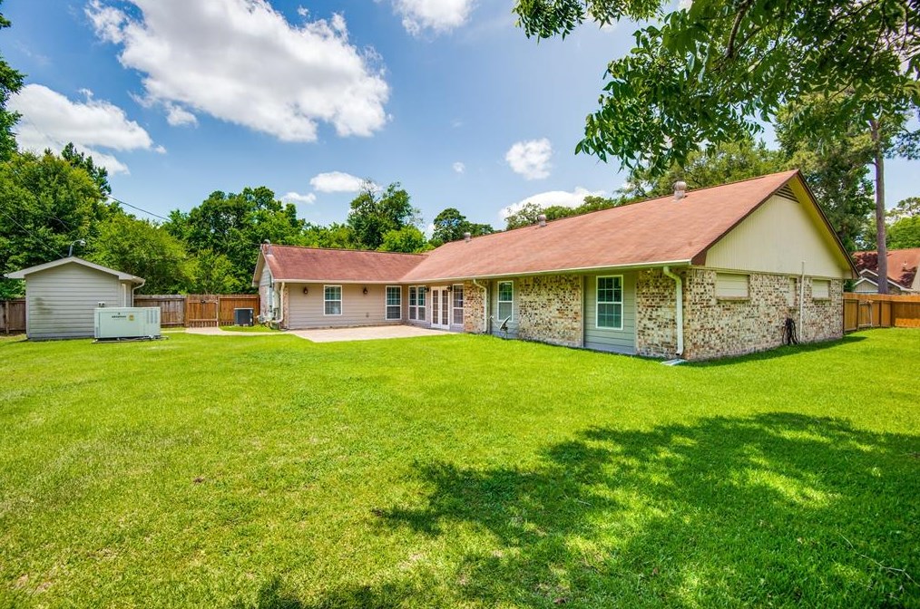 2511 Bammel Timbers Ln, Houston TX  77068-3306 exterior