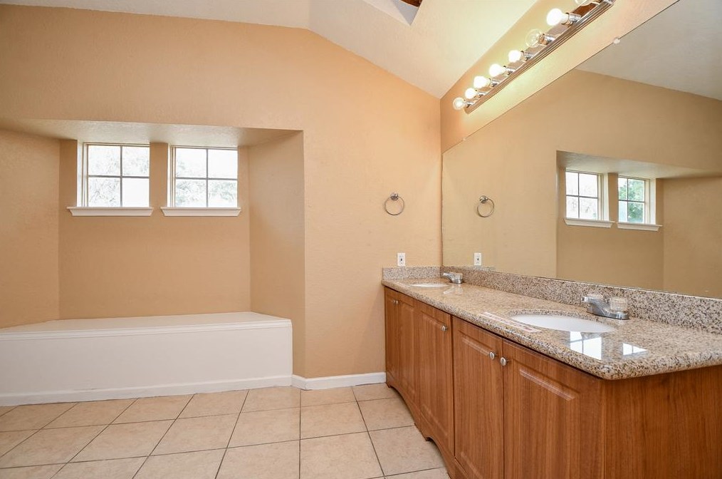 19523 Coppervine Ln, Houston TX  77084-4765 exterior