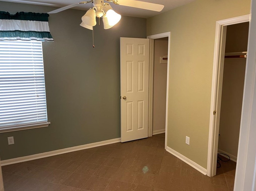 1118 Americana Dr, Missouri City TX  77459-3173 exterior