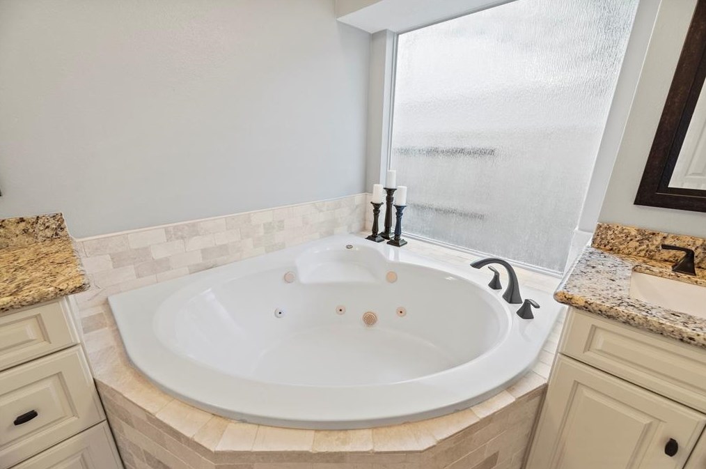 1150 Azalea Bnd, Sugar Land TX  77479-0061 exterior