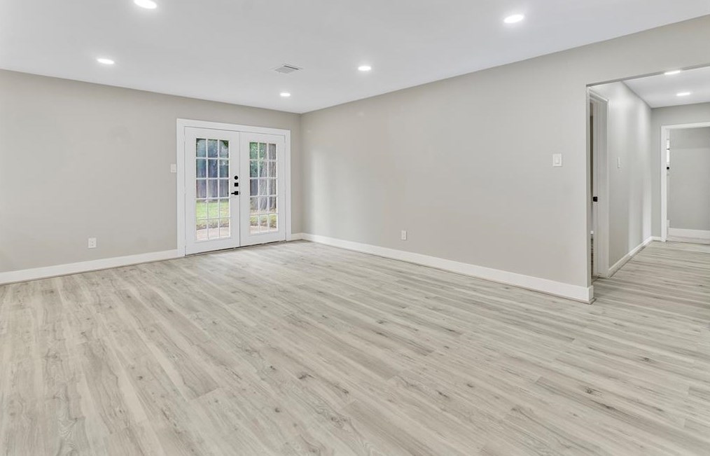 8319 Springtime Ln, Houston TX  77075-4741 exterior