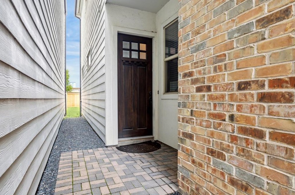 3026 Maxroy St, Houston, TX 77008