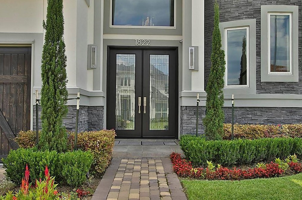 1822 Jade Hollow Ln, Houston, TX 77077