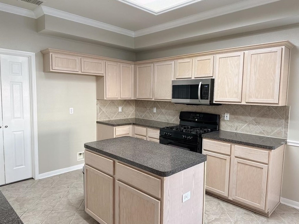 5811 Mitre Peak Ln, Richmond, TX 77469