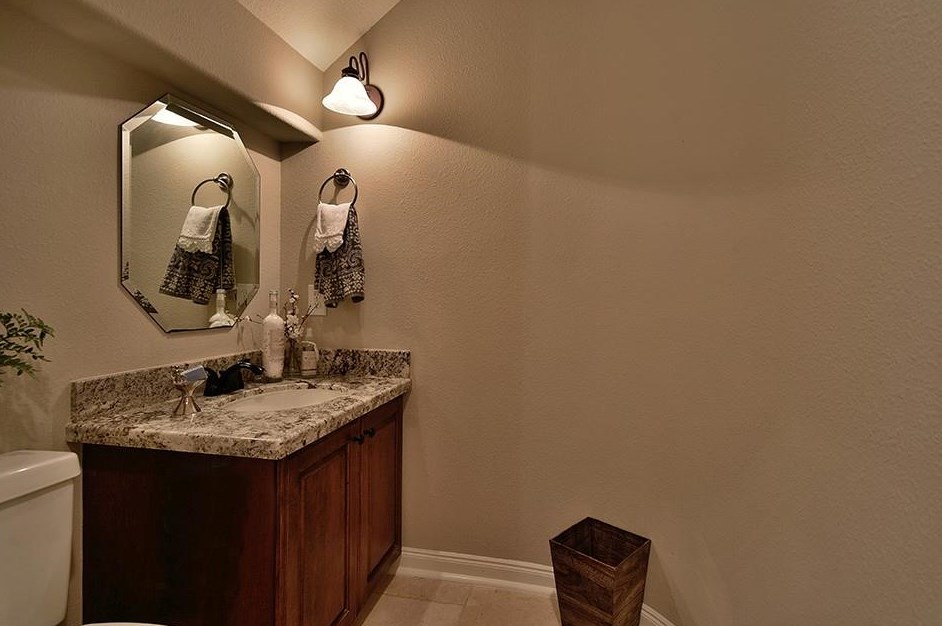 34 Beckonvale Cir, Spring TX  77382-2670 exterior
