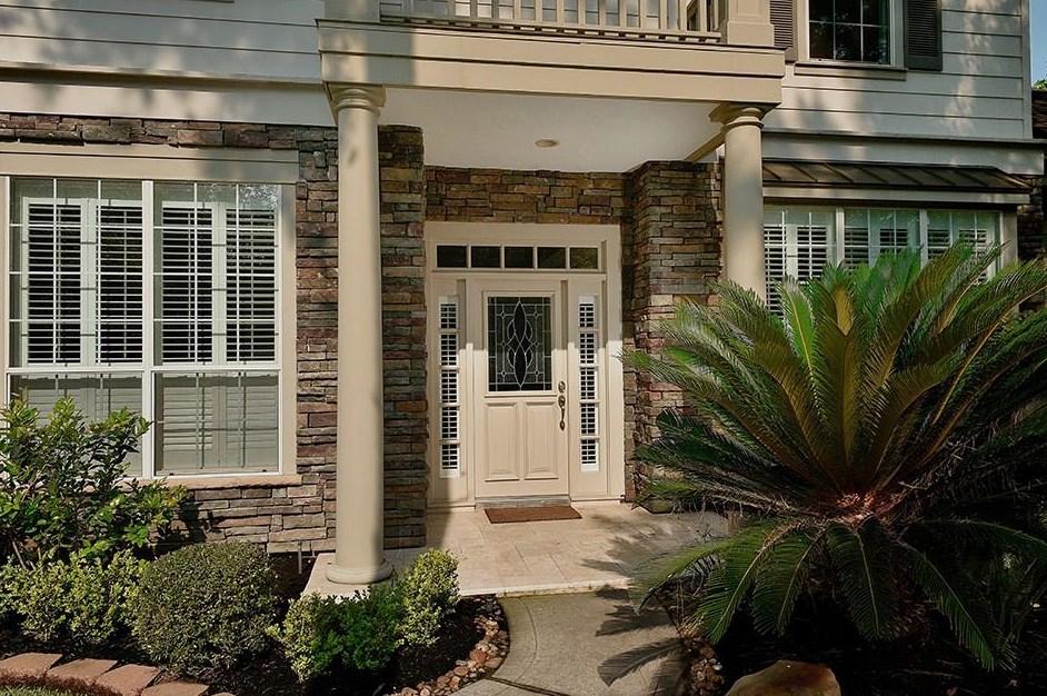 34 Beckonvale Cir, Spring TX  77382-2670 exterior