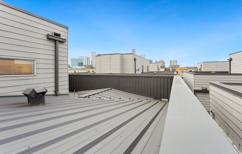 2366 Commerce St, Houston TX  77003-1537 exterior