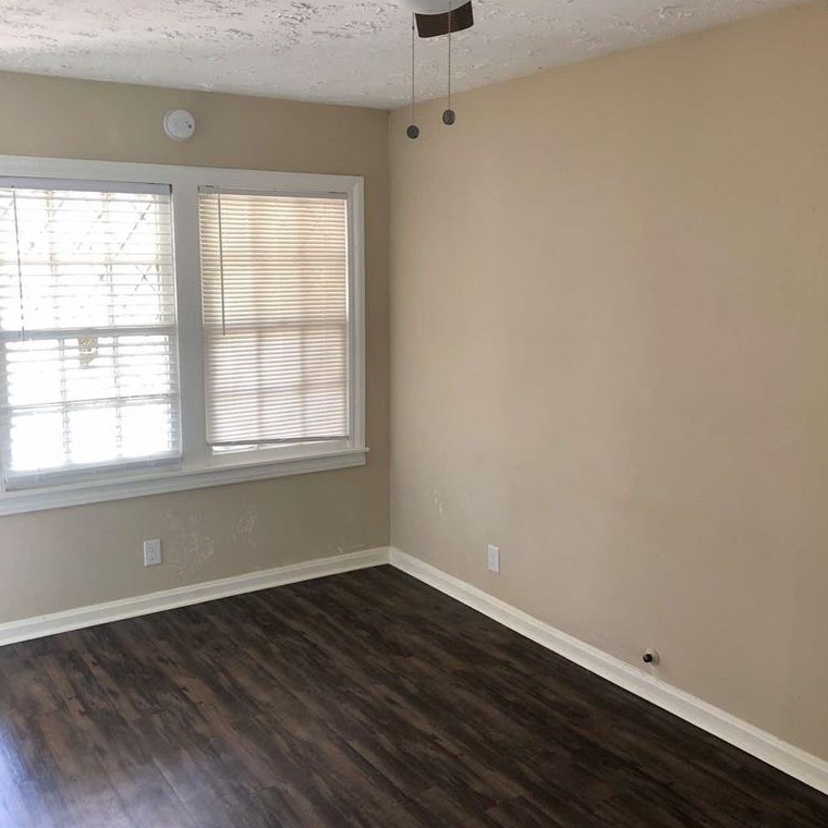 3102 Oklahoma St, Houston, TX 77093