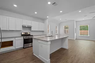 906 Golden Willow Ln, Conroe, TX 77304 - Photo 6