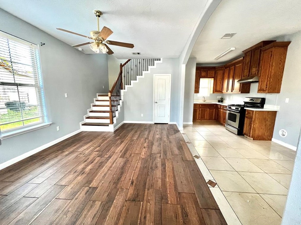 7328 Market St, Houston, TX 77020