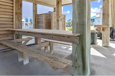 901 Meynig Drive, Crystal Beach, TX 77650 - Photo 6