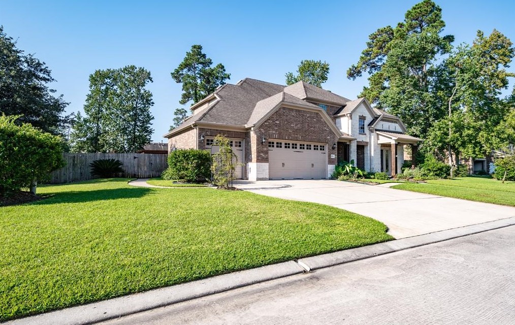 13711 Bend Rock Way, Houston, TX 77044-1183