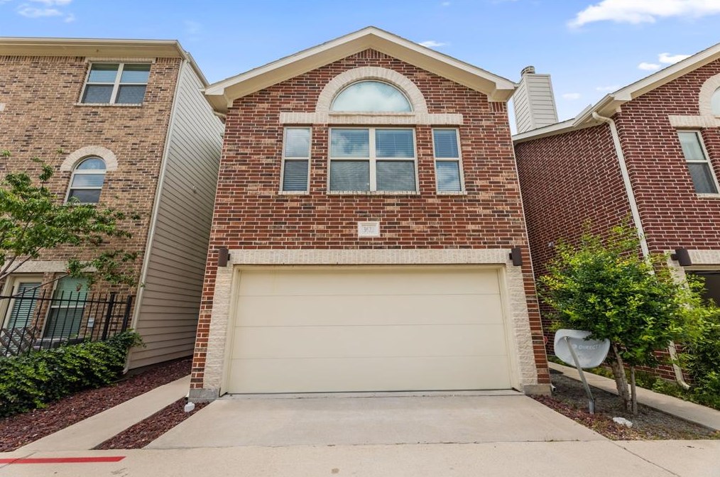 3622 Main Plaza Dr, Houston, TX 77025-5946
