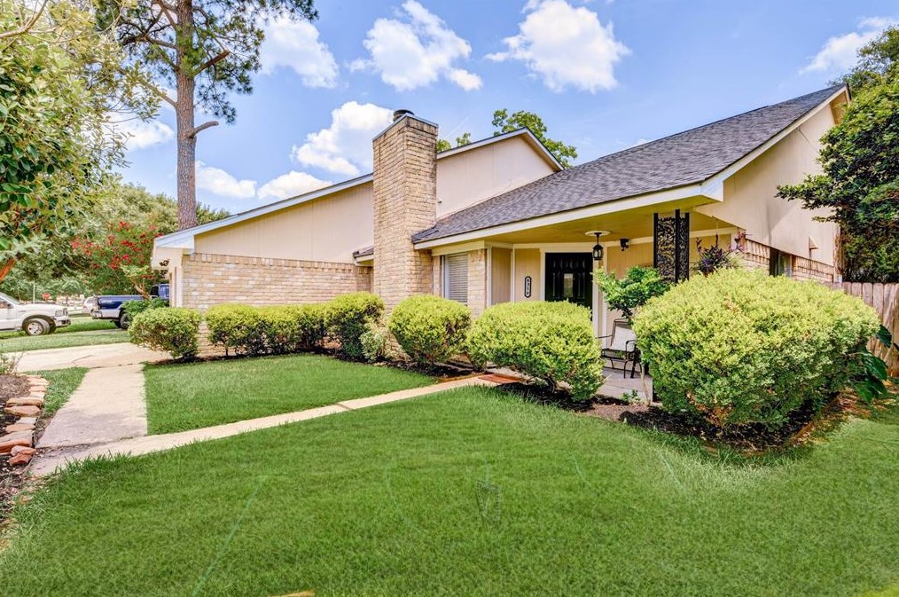 4310 Stallion Brook Ln, Spring, TX 77388-4037