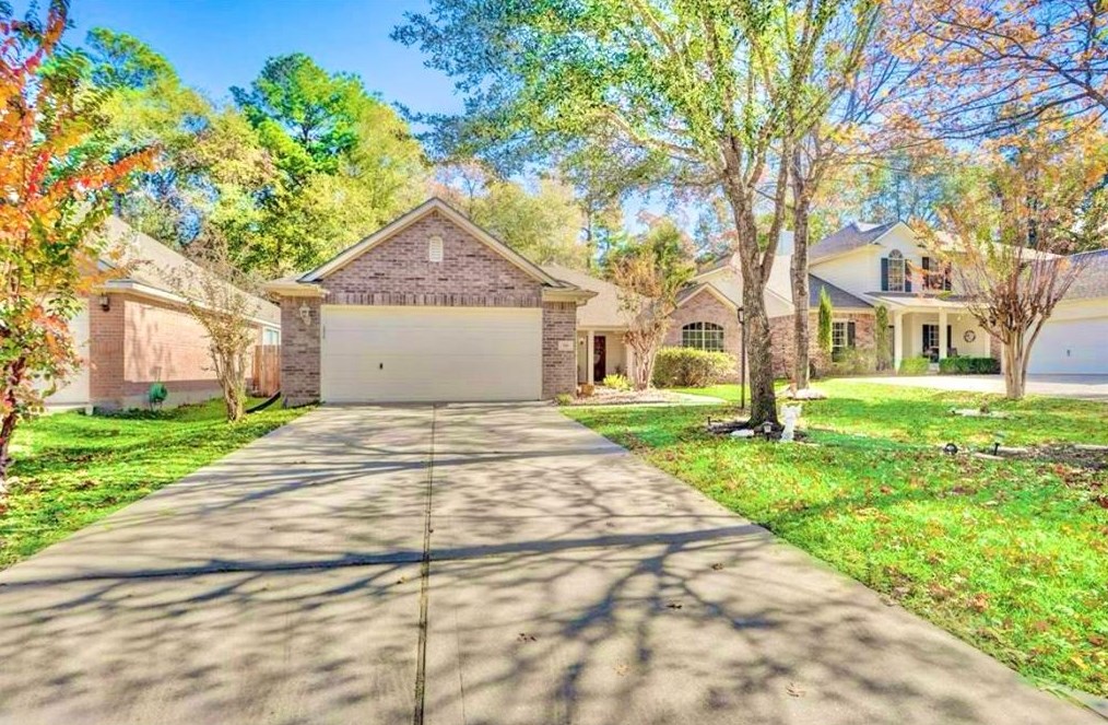 90 N Creekmist Pl, Conroe, TX 77385