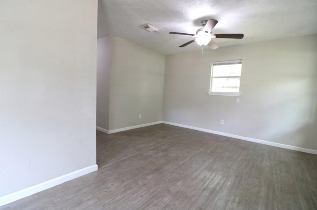 7518 Crofton St, Houston TX  77028-1304 exterior