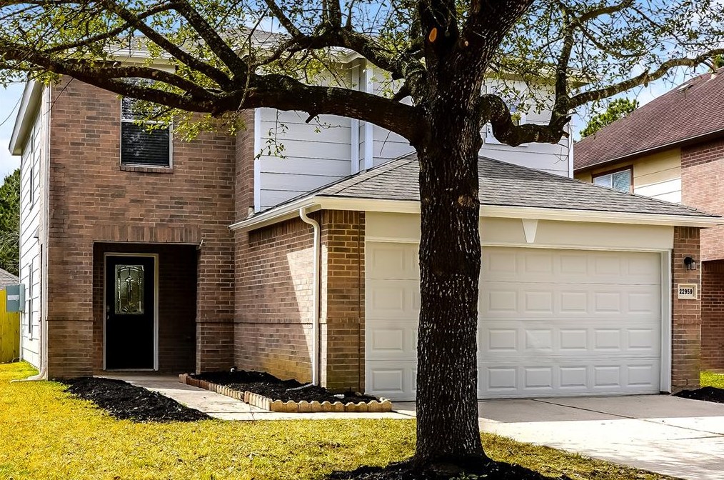 22959 Twisting Pine Dr, Spring TX  77373-4205 exterior