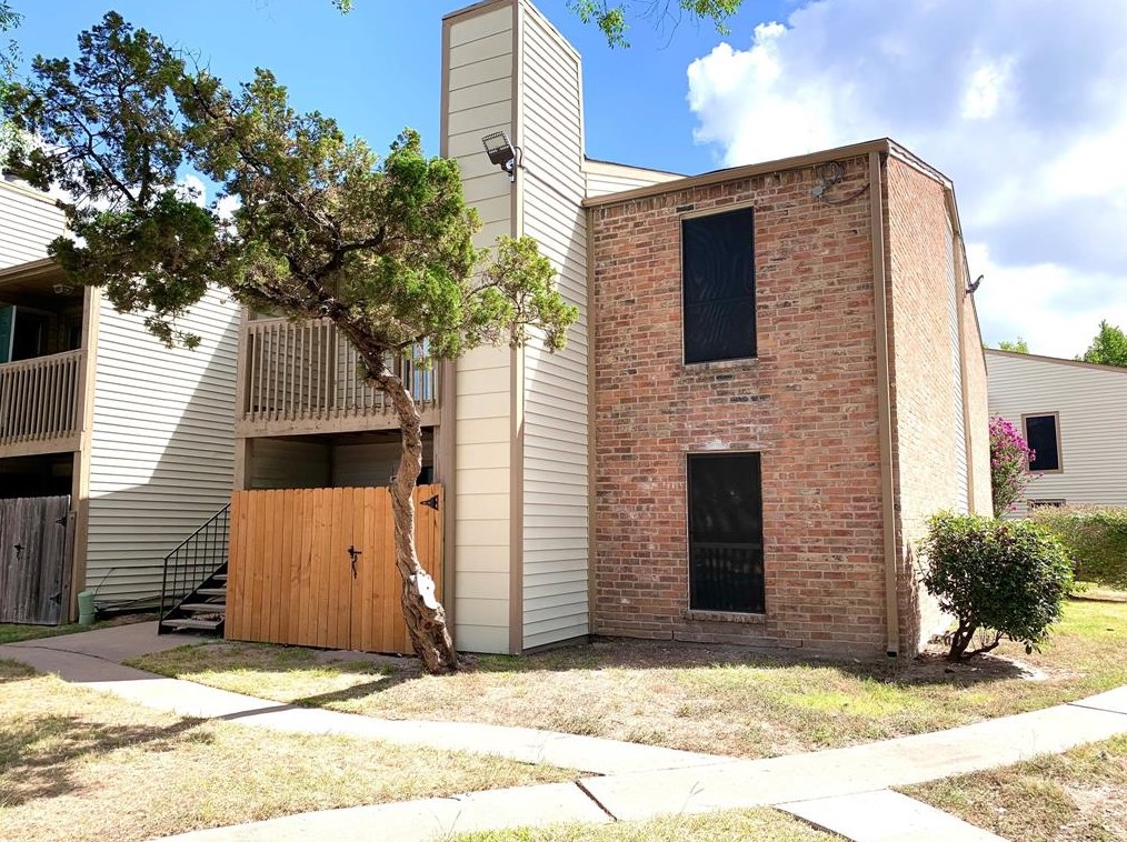 2200 Cypress Landing #f-7, Houston, TX 77090