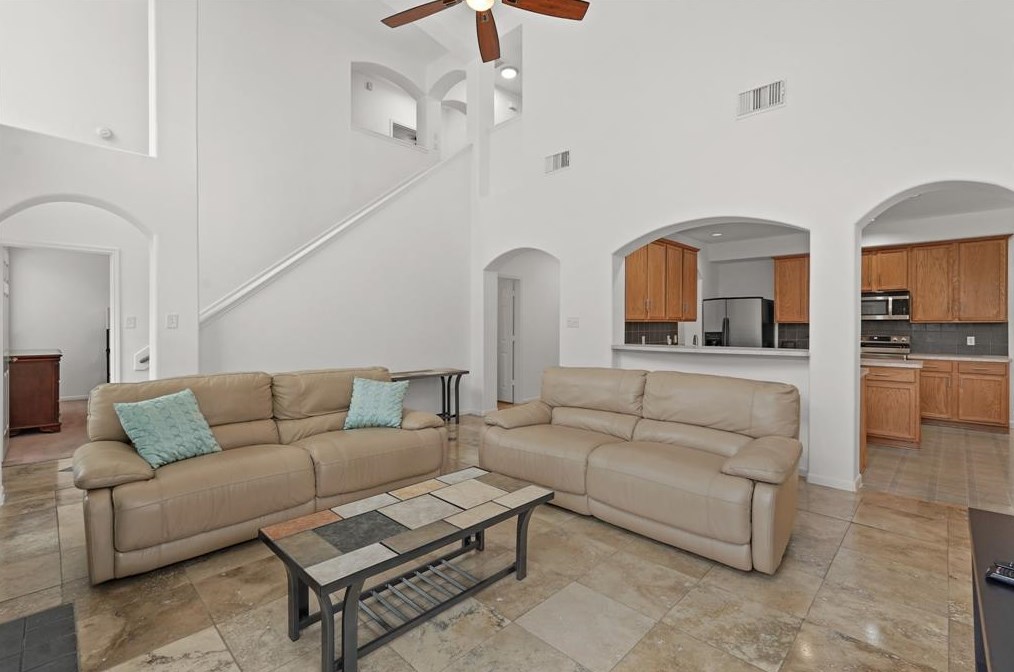16722 Wilsons Creek Ln, Houston TX  77083-7219 exterior