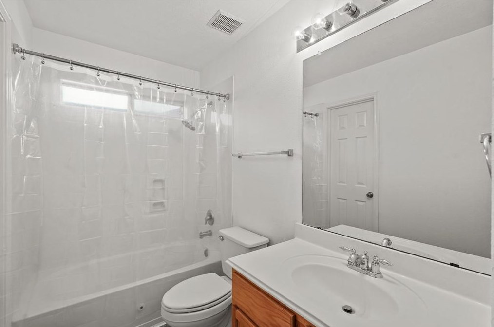 16722 Wilsons Creek Ln, Houston TX  77083-7219 exterior