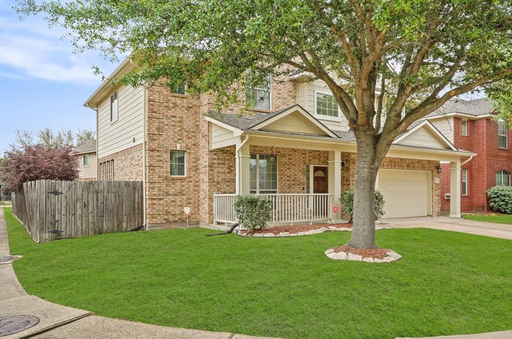 16722 Wilsons Creek Ln, Houston, TX 77083-7218
