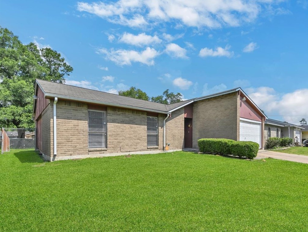 6315 Northport Dr, Houston, TX 77049-3605
