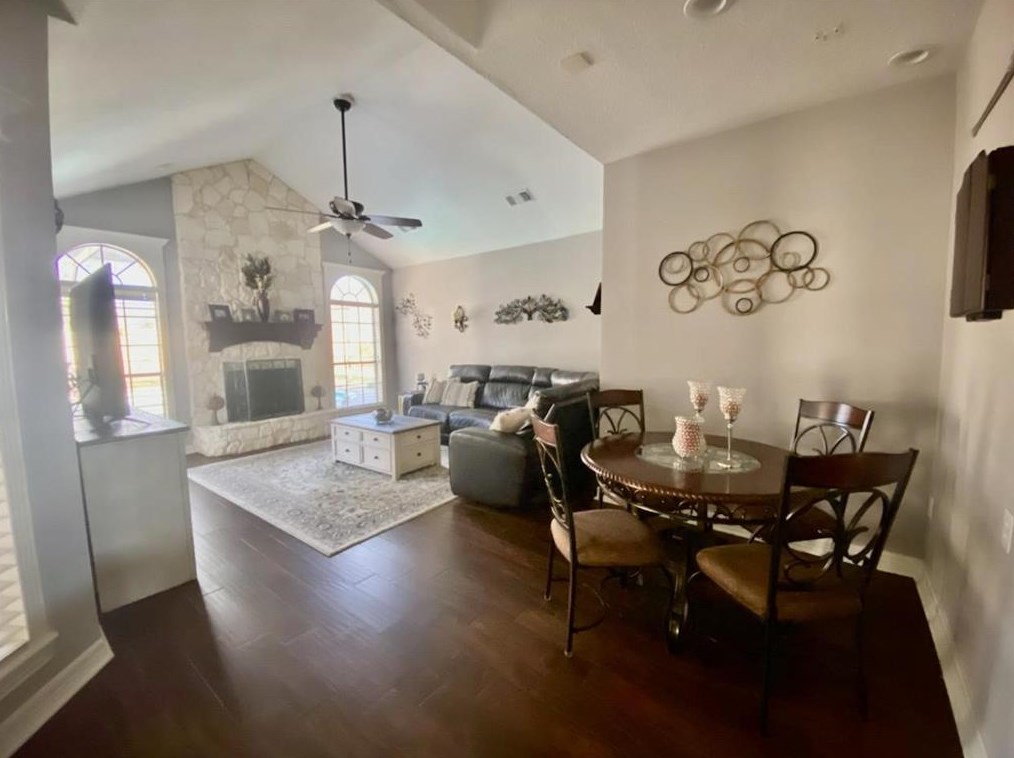 105 Paint Brush St, Richwood, TX 77566-4934