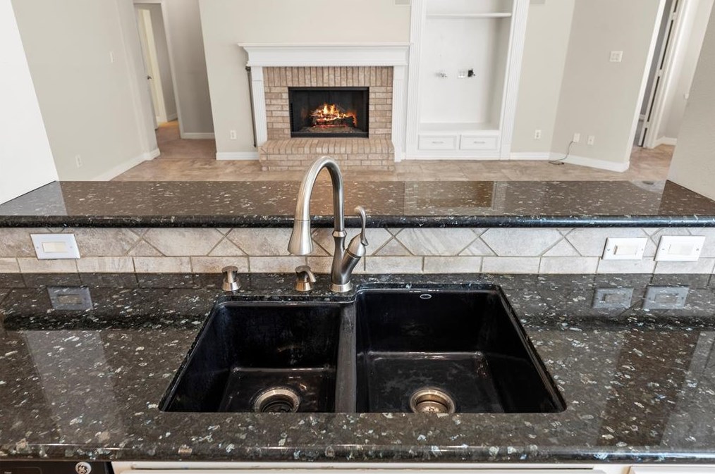 19618 Desert Ivy Dr, Houston TX  77094-2629 exterior