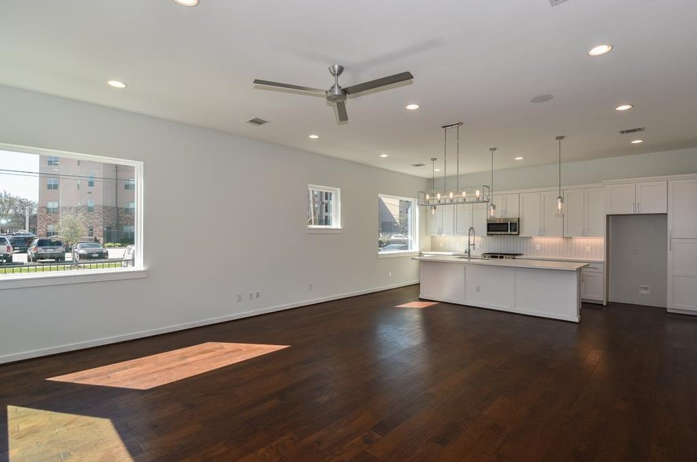 713 James St, Houston TX  77009-8340 exterior