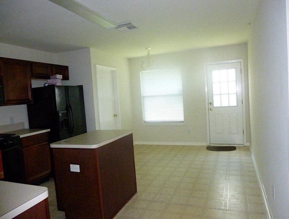 16239 Imperial Forest Ln, Houston TX  77073-6271 exterior