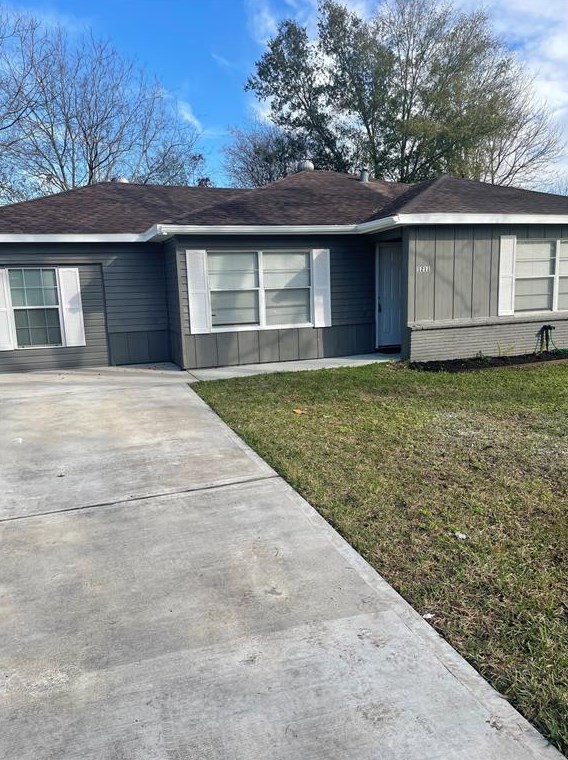 1211 Regal St, Houston, TX 77034