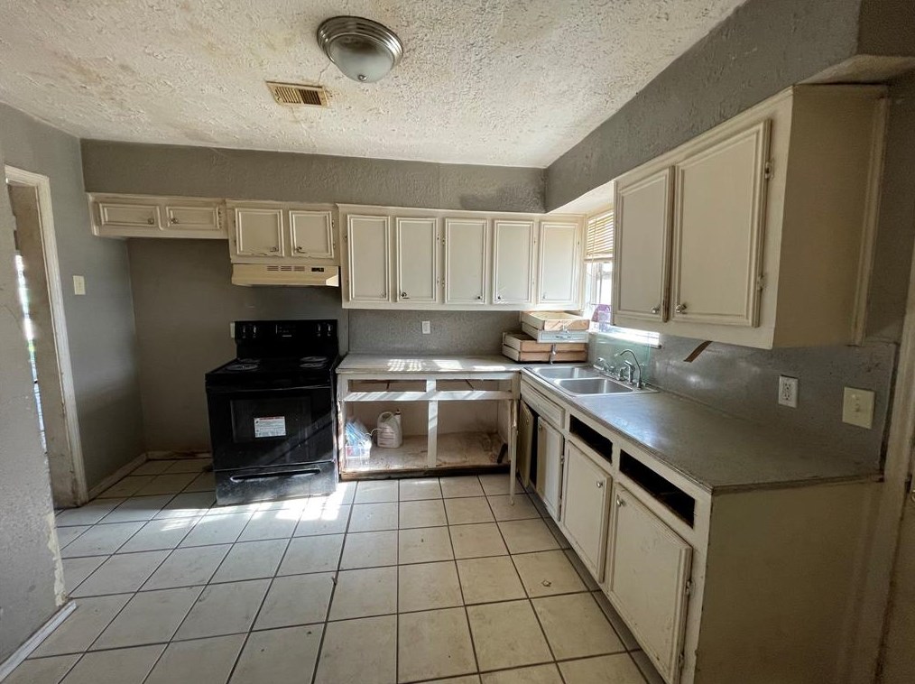 5342 Dewberry St, Houston TX  77021-3745 exterior